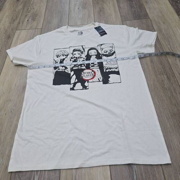 Nwt Demon Slayer graphic t-shirt manga tv show size medium unisex fantasy anime - Picture 2 of 7